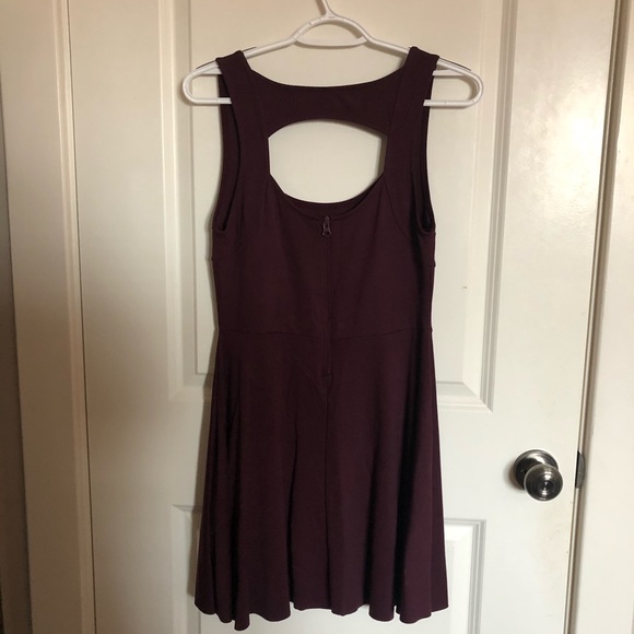 Burgundy dress - Picture 2 of 2